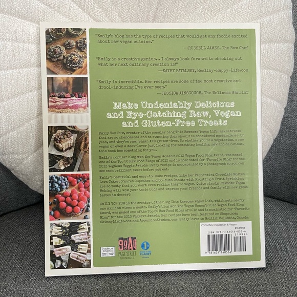 Rawsome Vegan Baking Cookbook - Picture 2 of 3